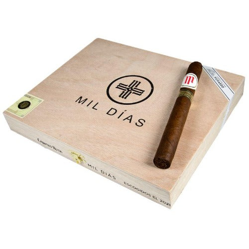 Crowned Heads Mil Dias Escogidos Edicion Limitada 7 1/8x49 Churchill