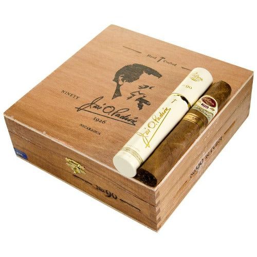 Padron 1926 Special Release No.90 Tubo Natural 5.5x52 Robusto
